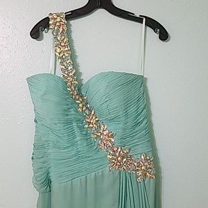 Gently used prom dress